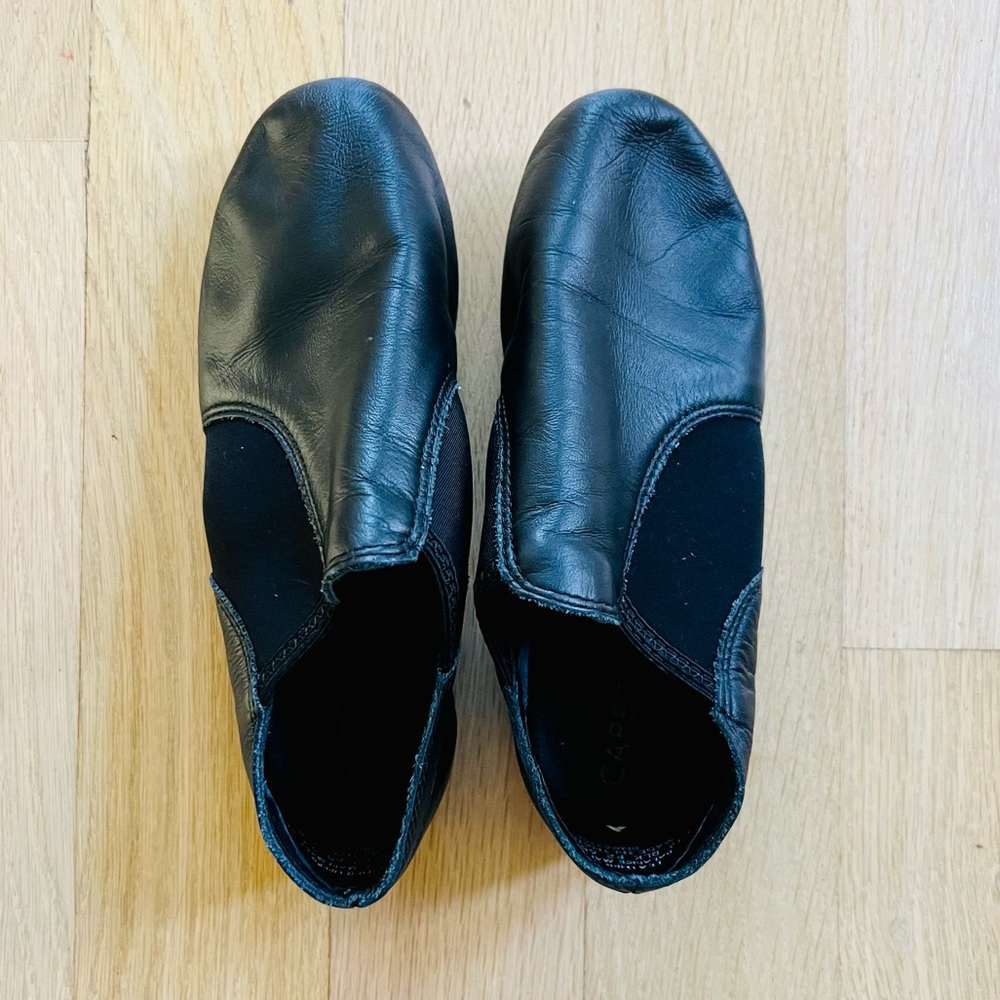 Capezio Economy Jazz Slip On Black 6.5M
